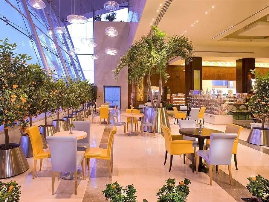 La Cigale Hotel 5