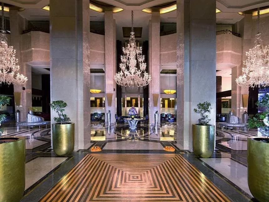 La Cigale Hotel 4
