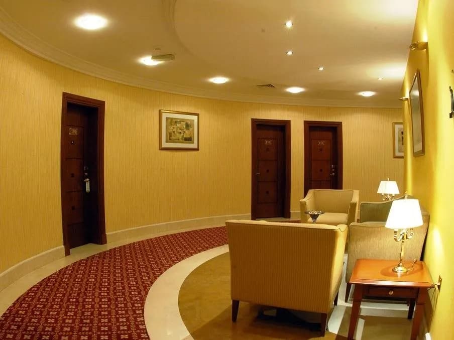 Royal Qatar Hotel 5
