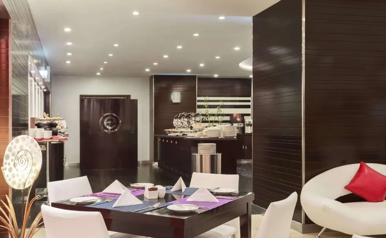 Ramada Encore by Wyndham Doha 2