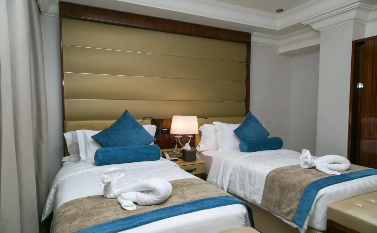 Ivory Inn Hotel 5