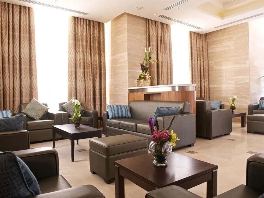 The Royal Riviera Hotel 3