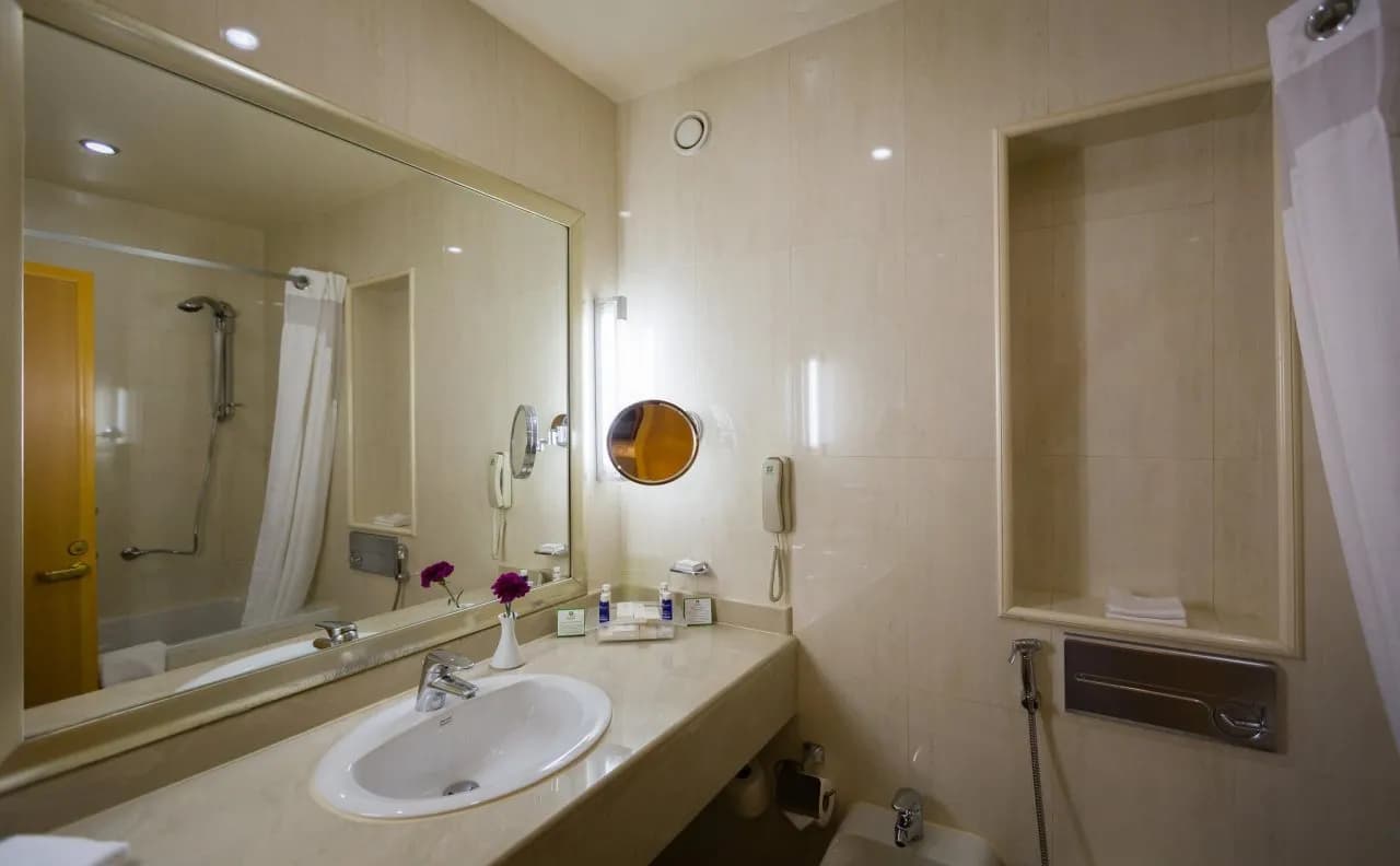 Holiday Inn Yanbu 2