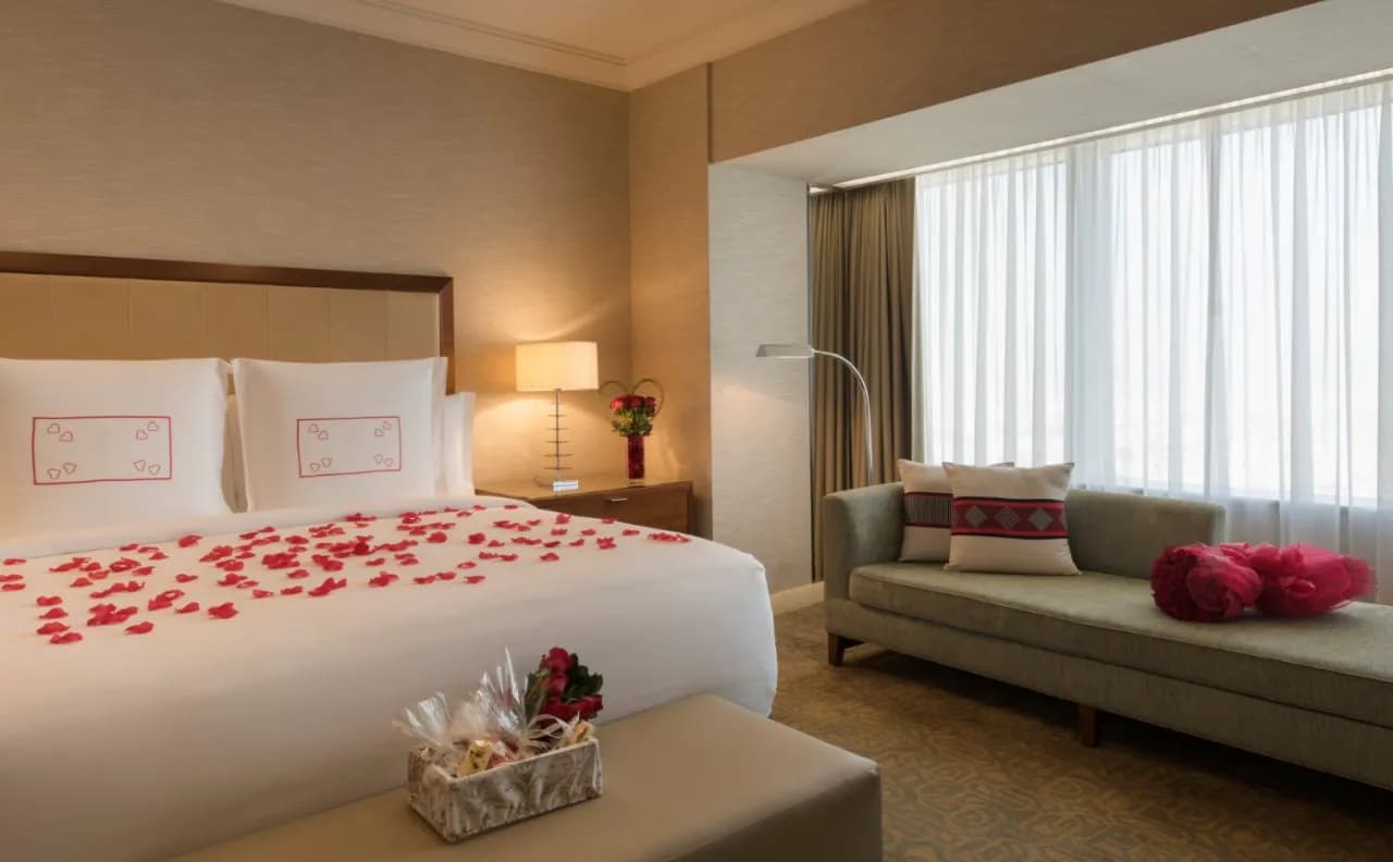 Four Seasons Hotel Riyadh at Kingdom Centre 4