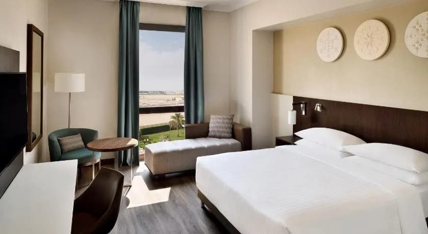 Riyadh Airport Marriott Hotel 2