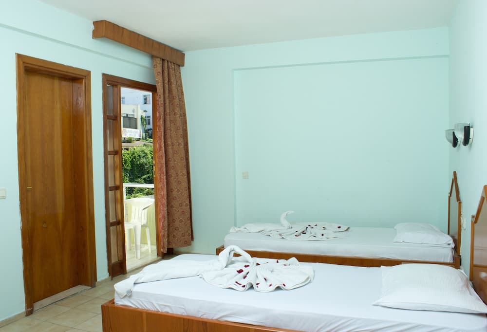 Ares City Hotel 3