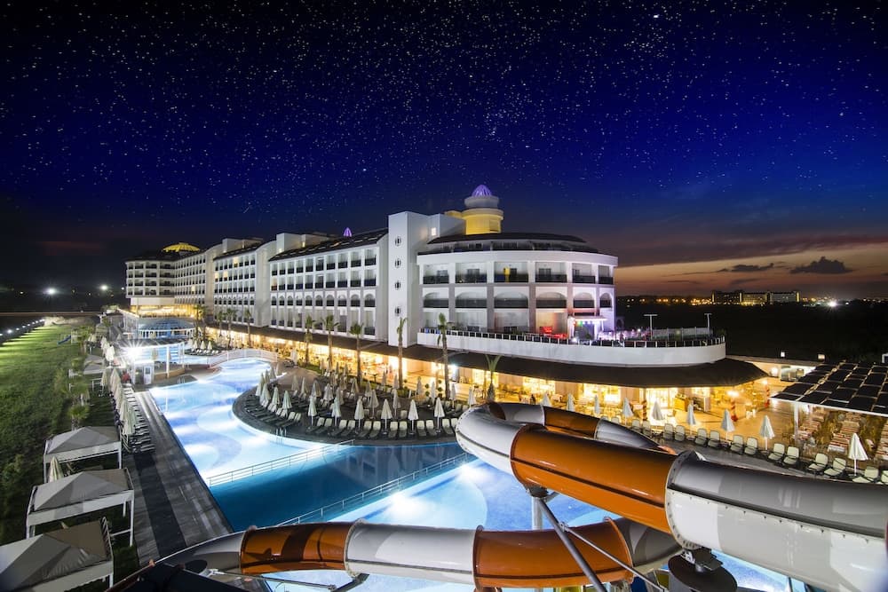 LRS Port River Hotel & Spa
