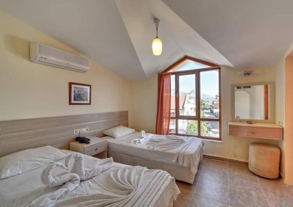 Anita Noch Hotel 3