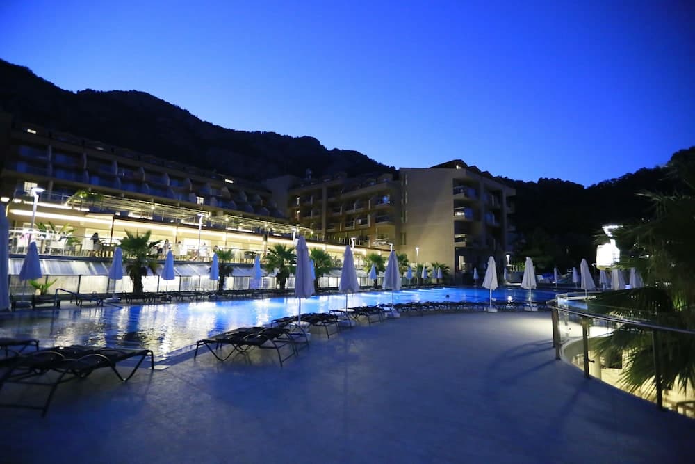 Turunç Premium Otel