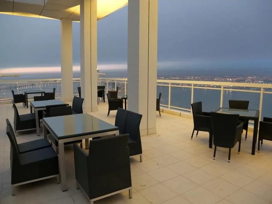Harbour Suites Hotel 5