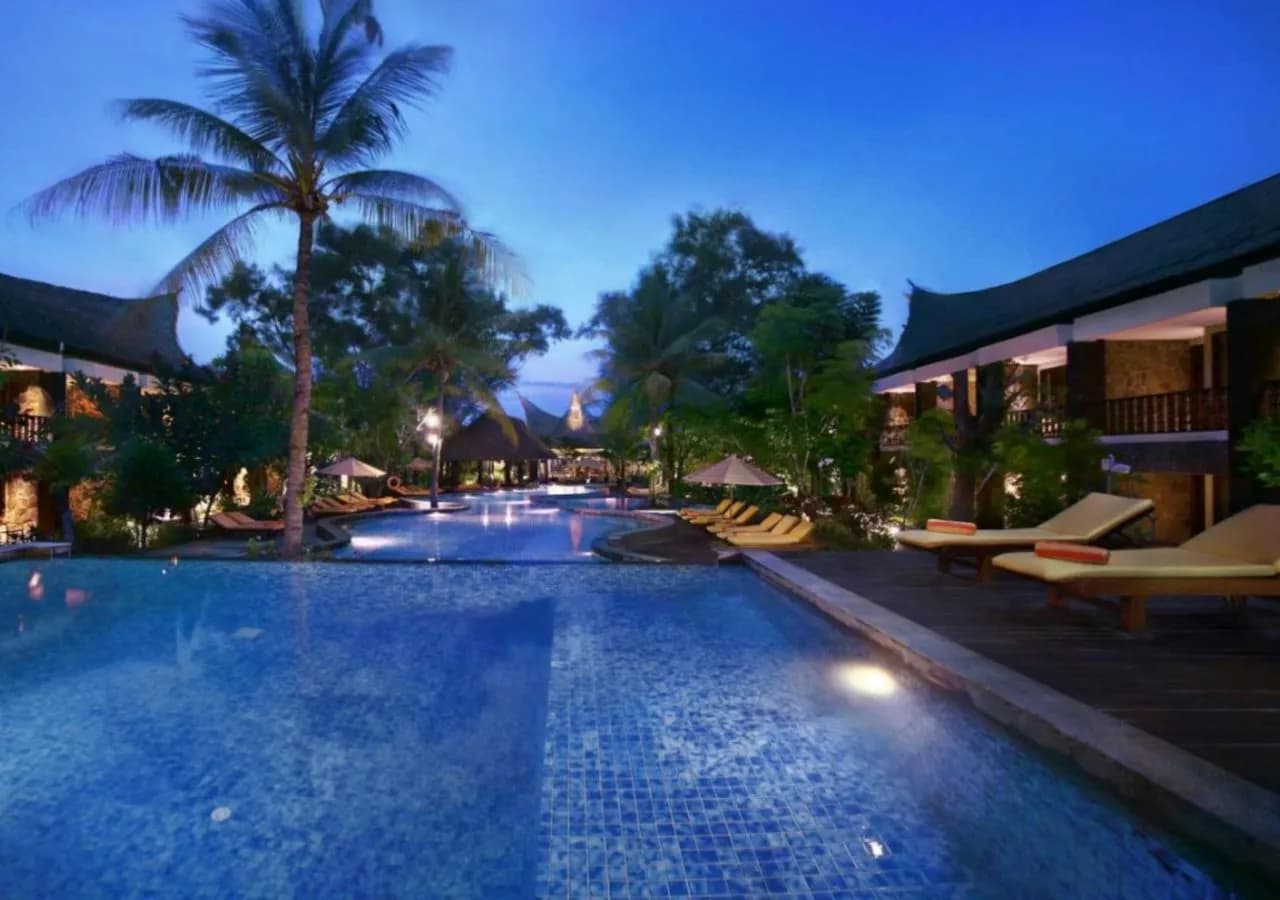 Aston Sunset Beach Resort - Gili Trawangan 4