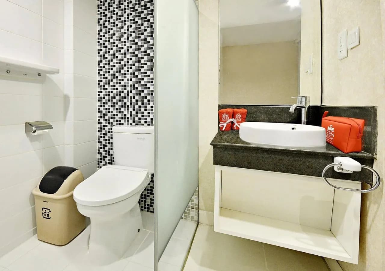 Clay Hotel Jakarta 2