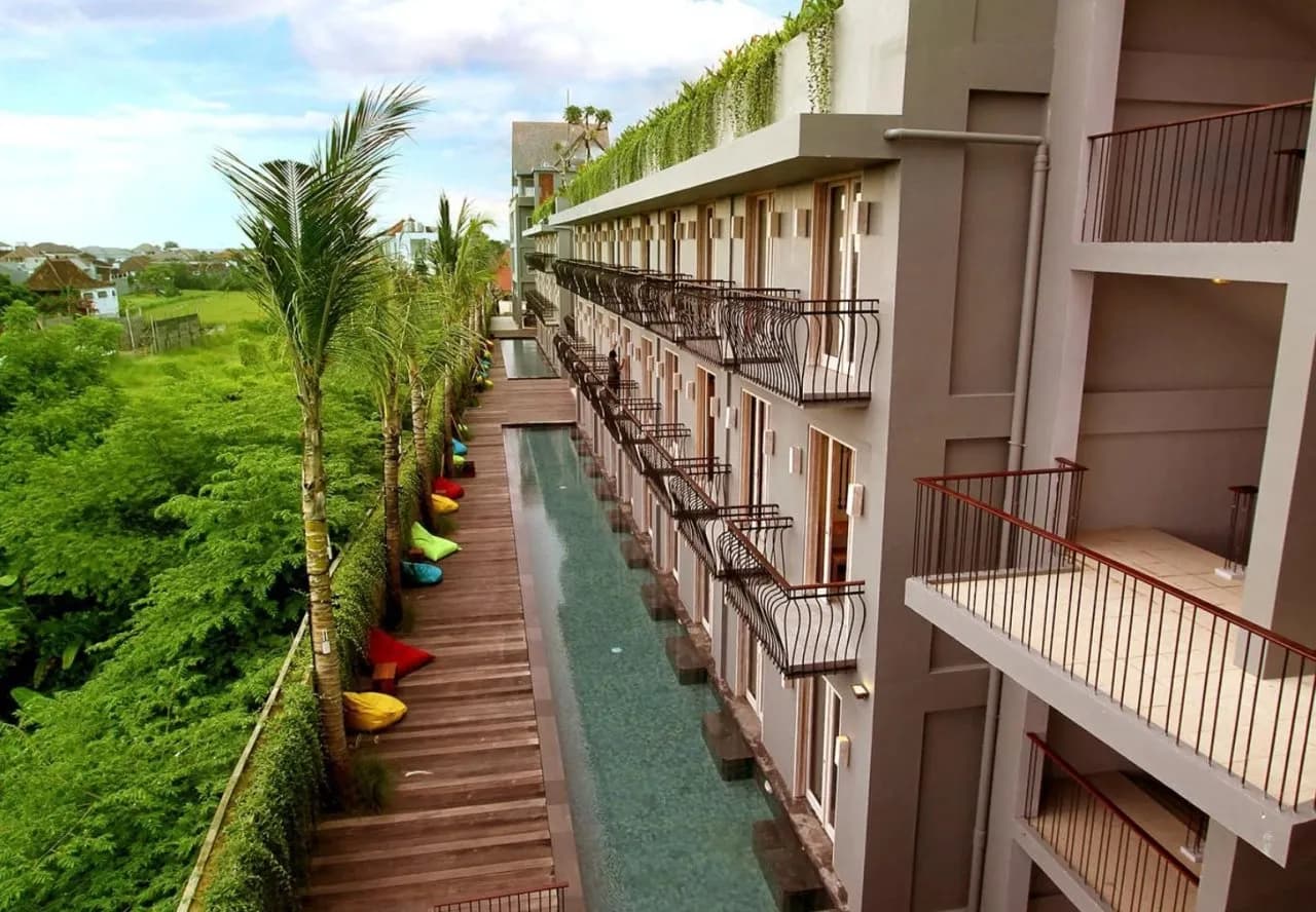 Frii Bali Echo Beach