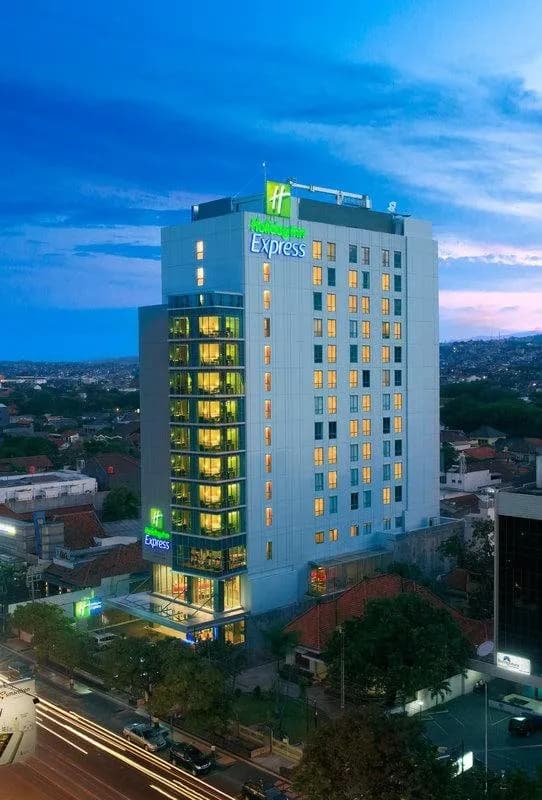 Holiday Inn Express Semarang Simpang Lim