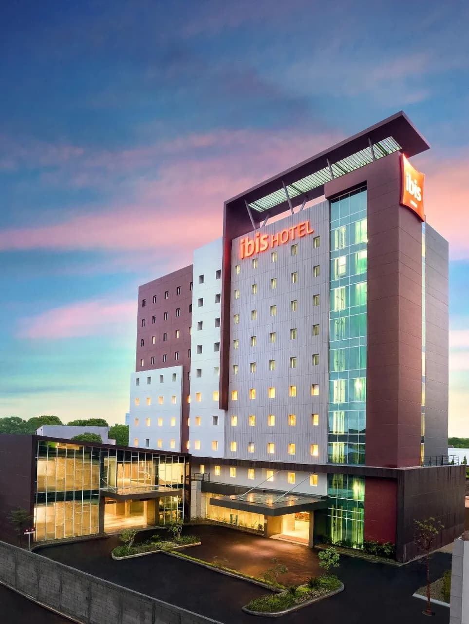 Hotel ibis Makassar City Center 3