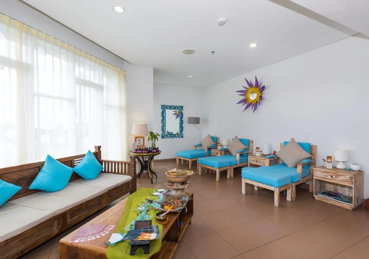 Hotel NEO Denpasar 4