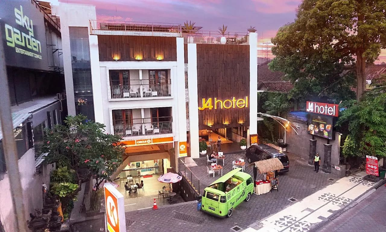 J4 Hotels