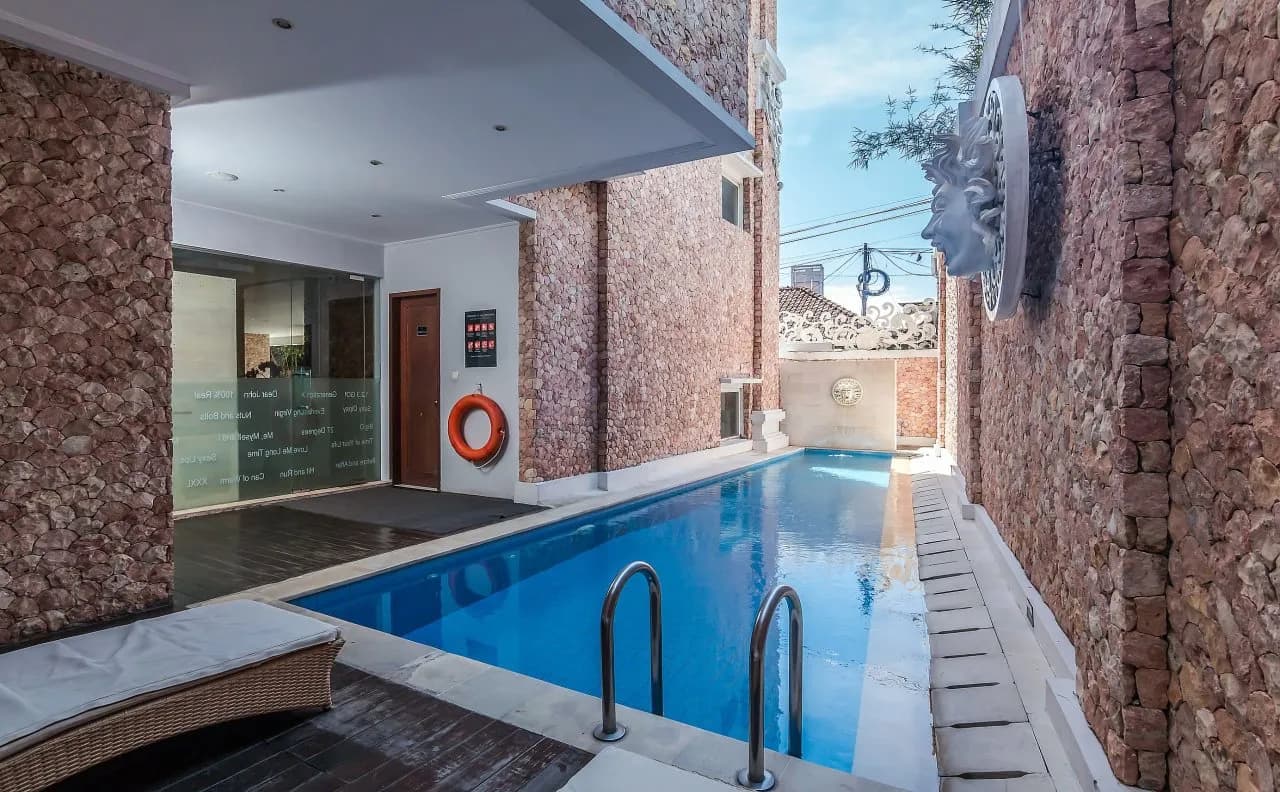 Kuta Angel Hotel Luxurious Living 4