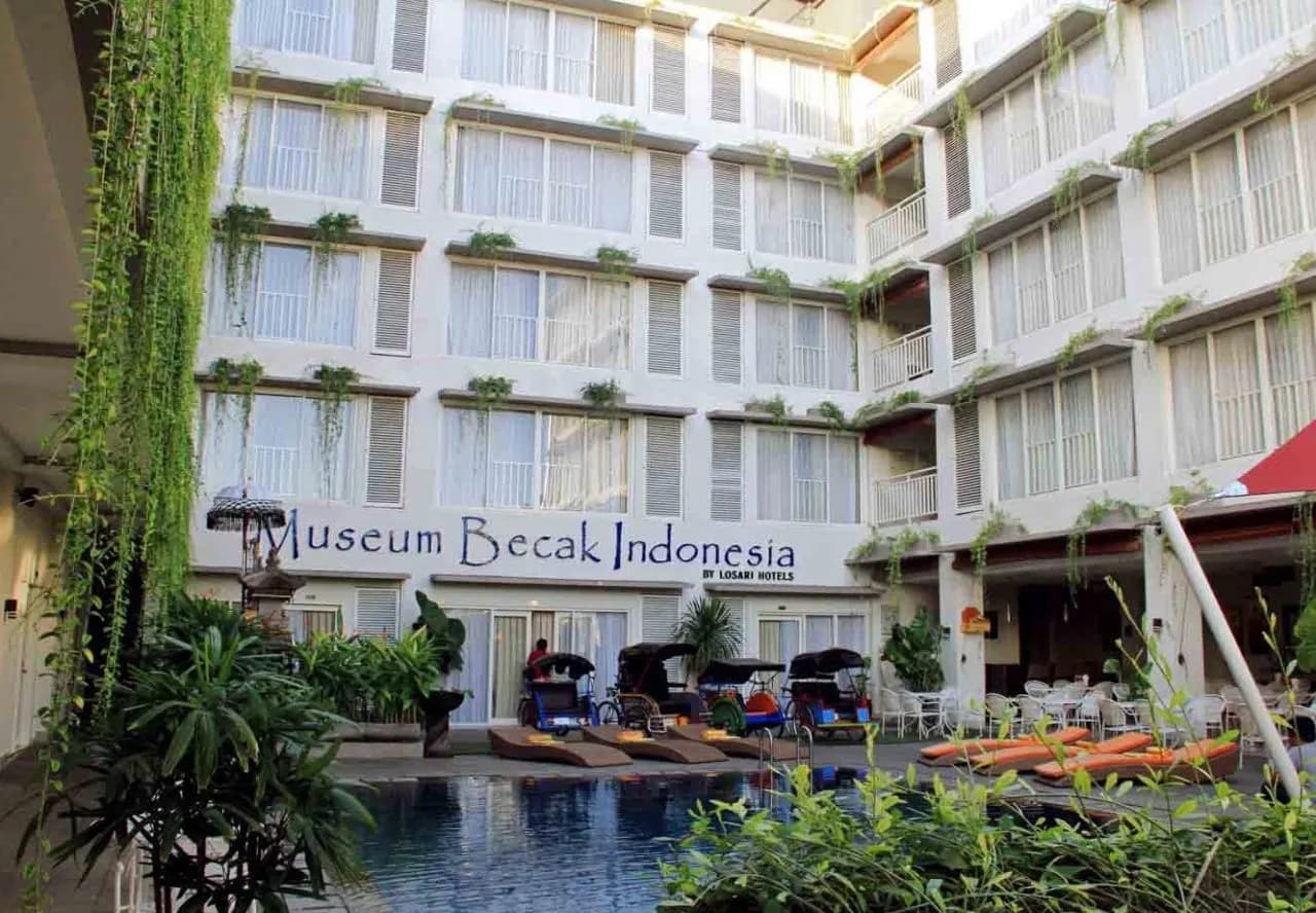 Losari Hotel Sunset 5