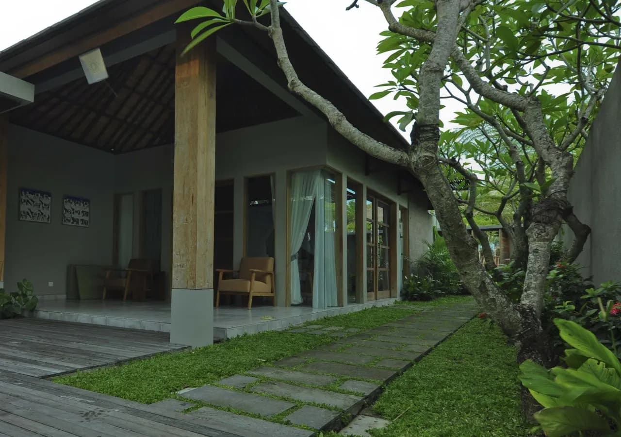 Villa Kayu Lama 4
