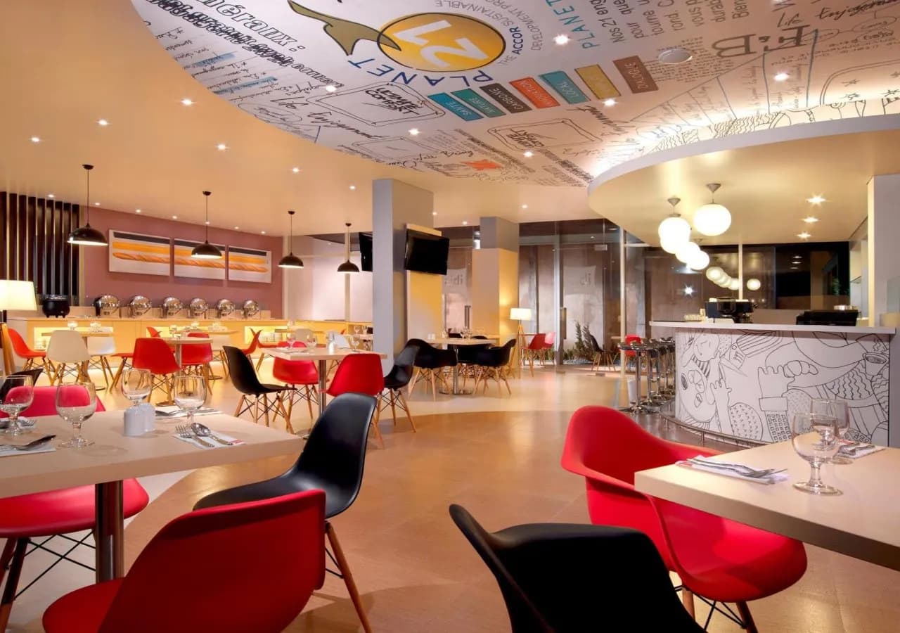 Hotel ibis Jakarta Senen 4