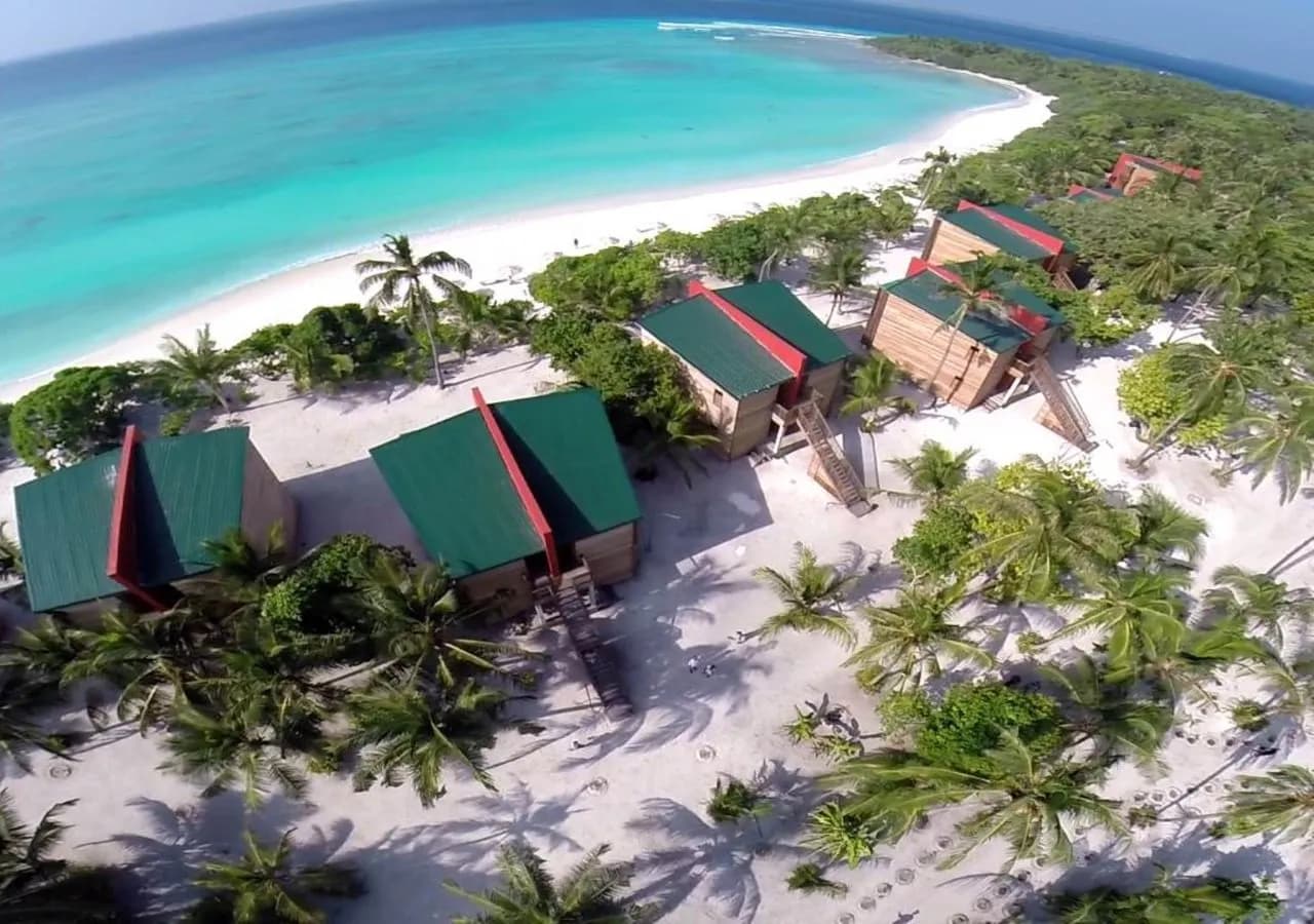 The Barefoot Eco Hotel 3