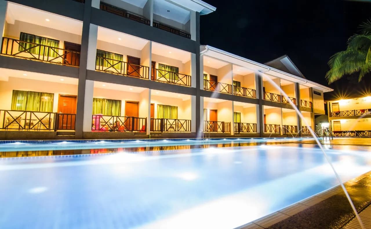 Summer Bay Lang Island Resort 5