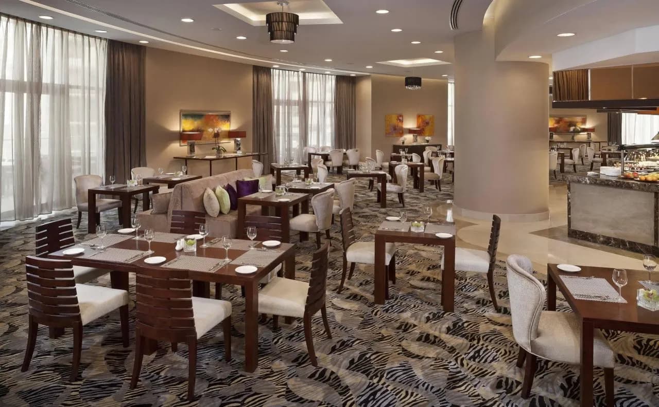 Best Plaza West Bay Hotel