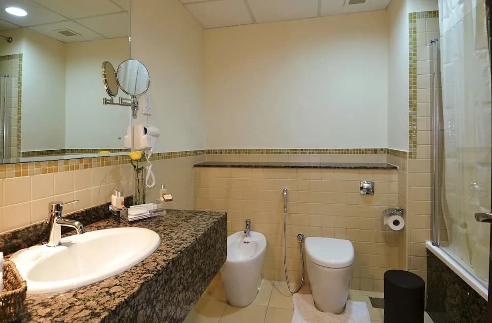 Roda Amwaj Suites 4