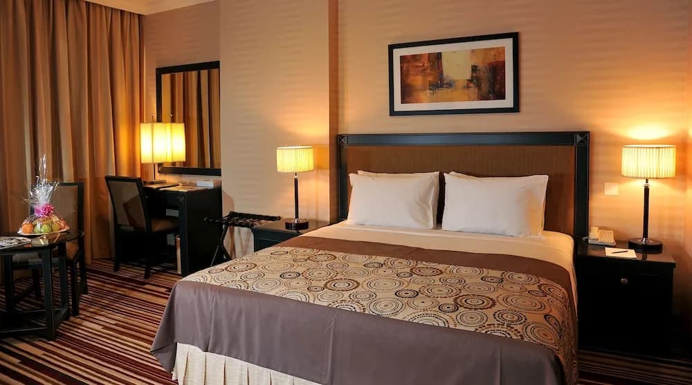 Executive Suites By Mourouj Gloria 4