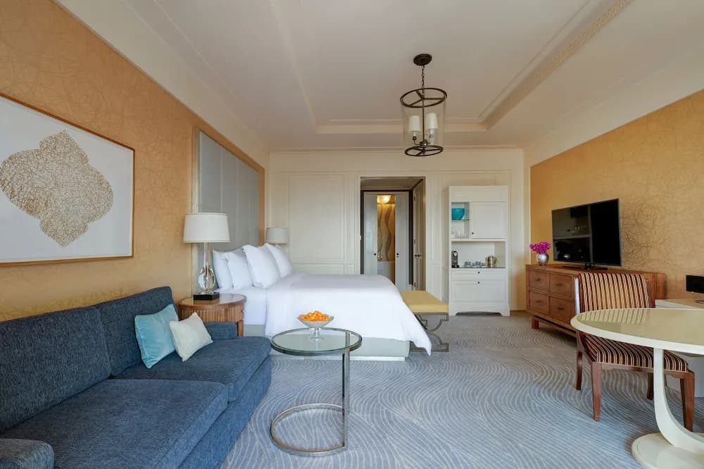 Four Seasons Resort Dubai at Jumeirah Beach 5