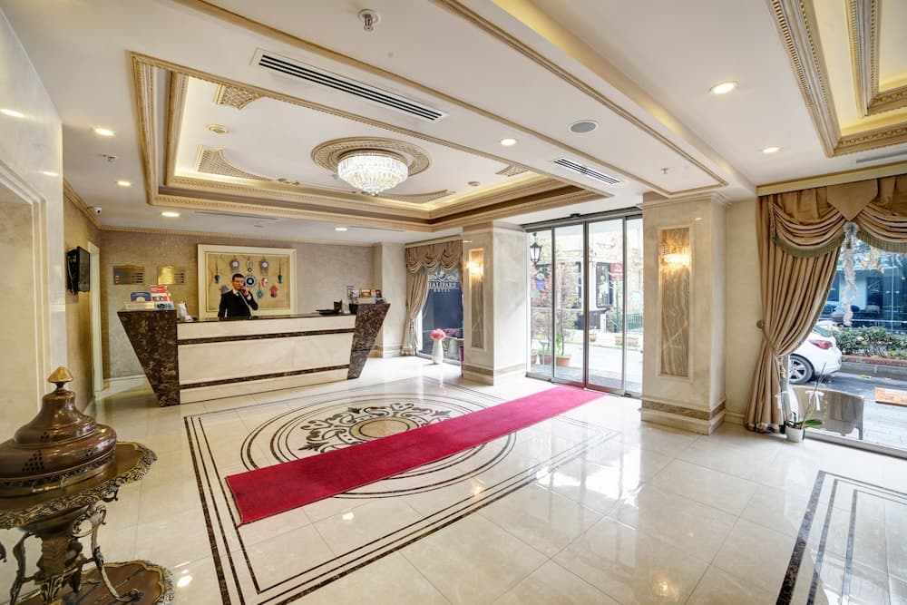 Halifaks Hotel 5