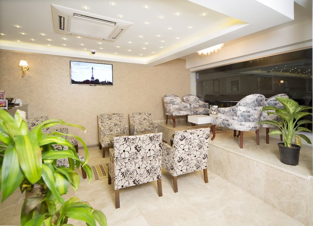 Golden Rain Hotel 5