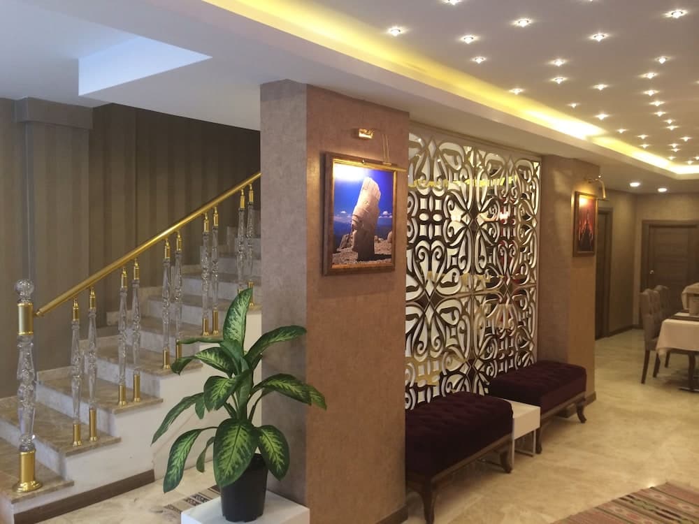 Golden Rain Hotel 4