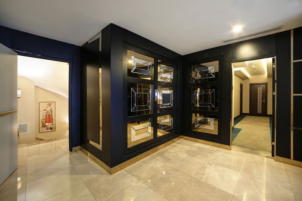Great Fortune Hotel 3