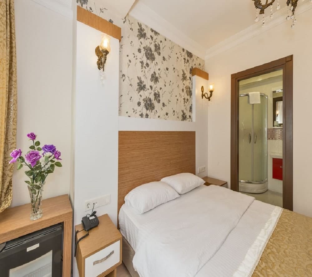 Raimond Hotel 4