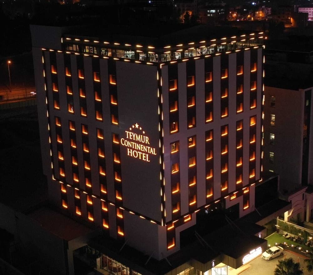 Teymur Continental Hotel & Convention Center