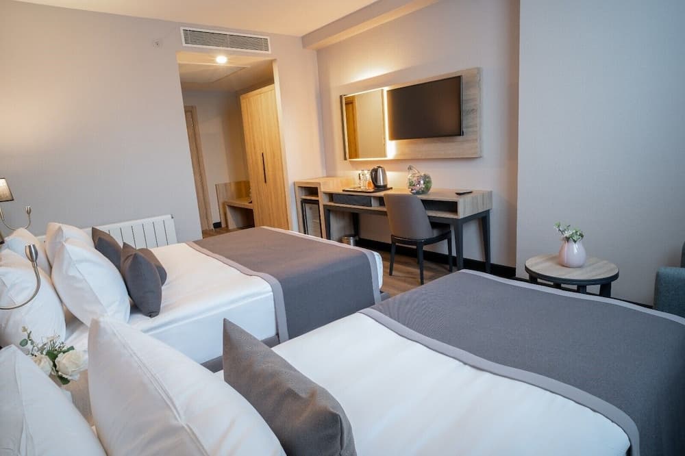Mayi Hotel 4