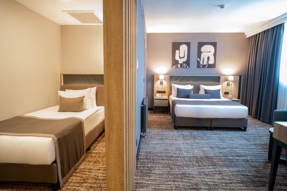 Mayi Hotel 3