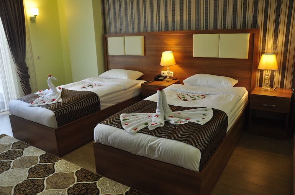 Aygur Hotel 5