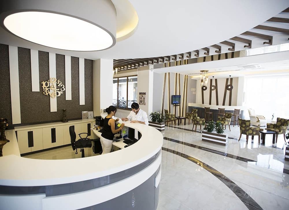 Lavin Otel 2