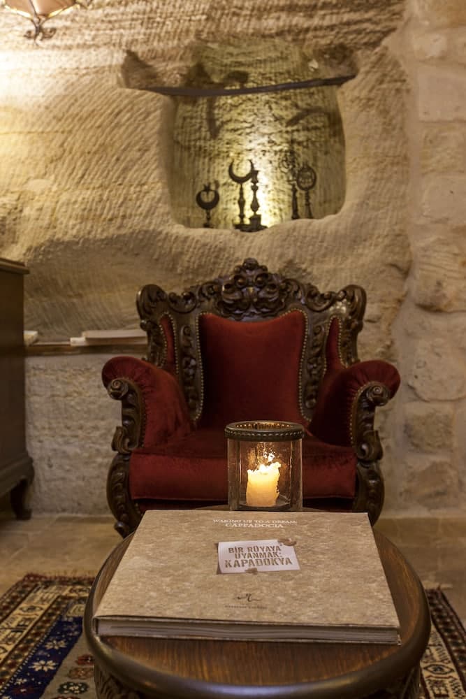 Mithra Cave Hotel 5