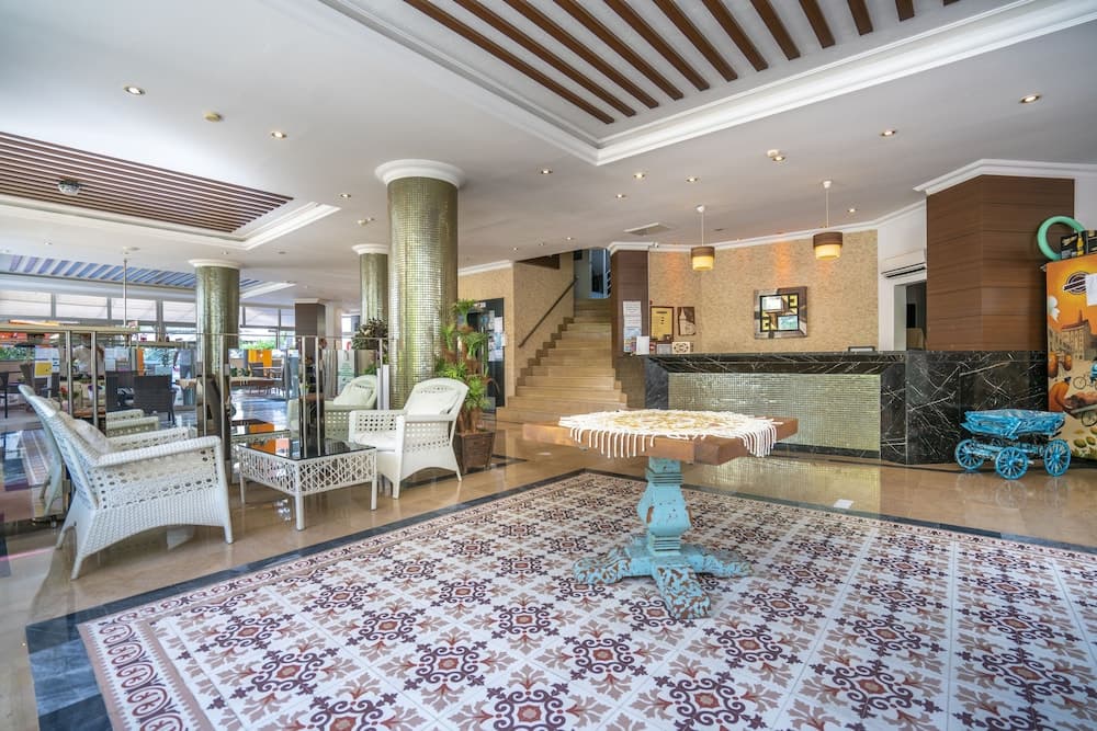 Carmen Suite Hotel 2