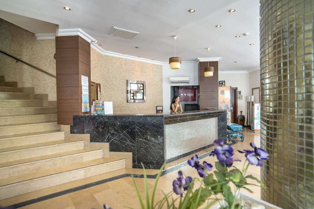 Carmen Suite Hotel 3