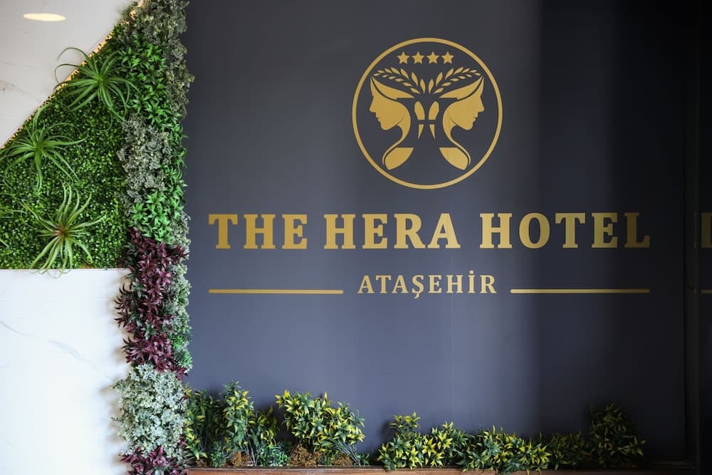 The Hera Platinum Hotel 5