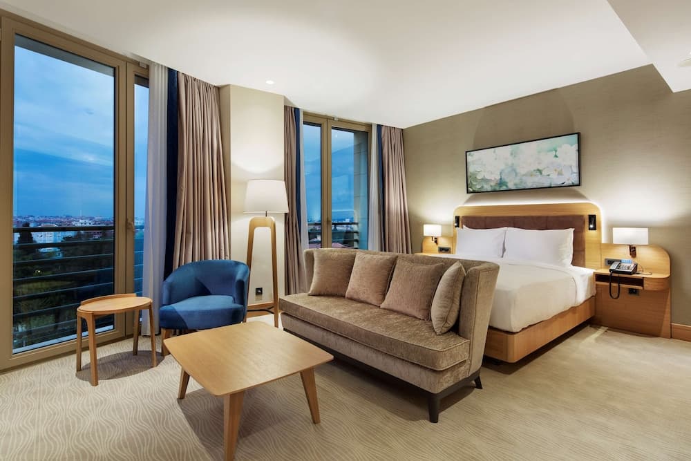 DoubleTree by Hilton Istanbul - Tuzla 5