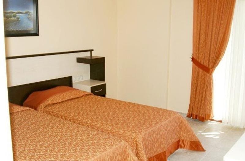 Himeros Beach Hotel 2