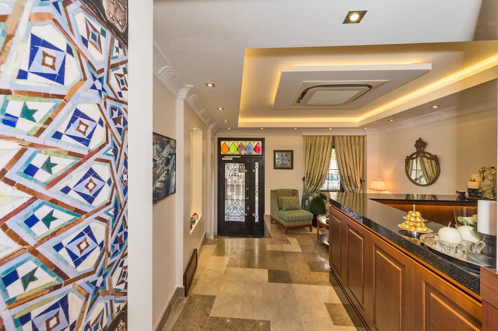 Four Doors Hotel 3
