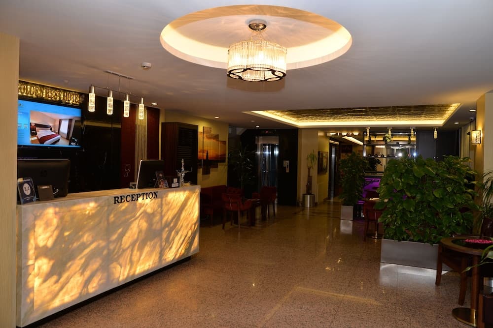 Golden Siyav Hotel 3