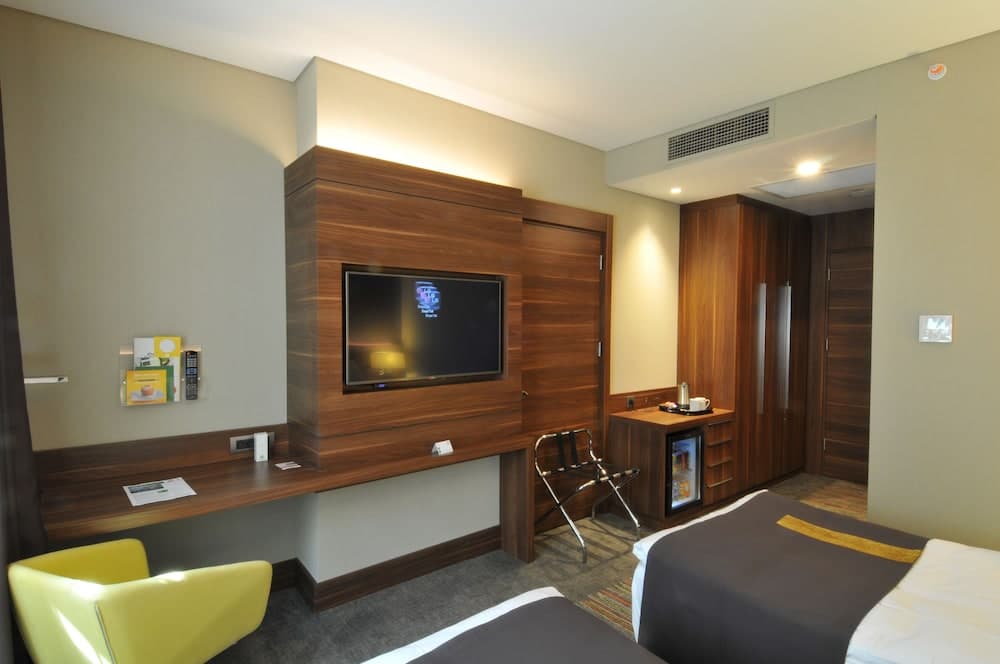 Holiday Inn Istanbul Kadikoy 2